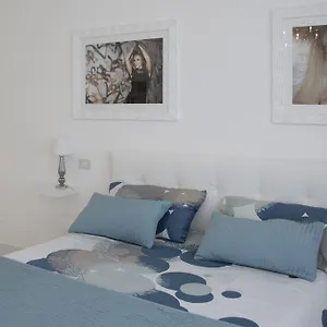 artists-suite.barihotels.org/